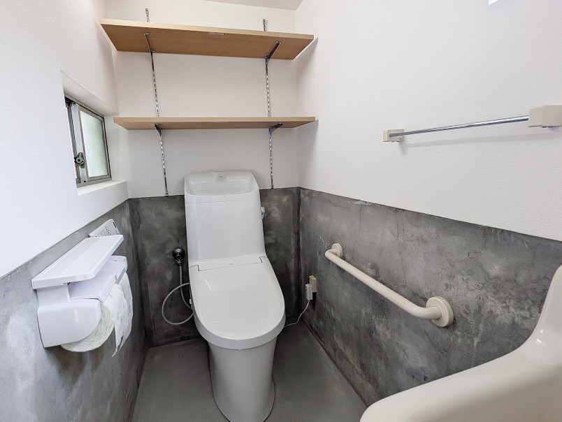 滋賀県彦根市 外部トイレ改修